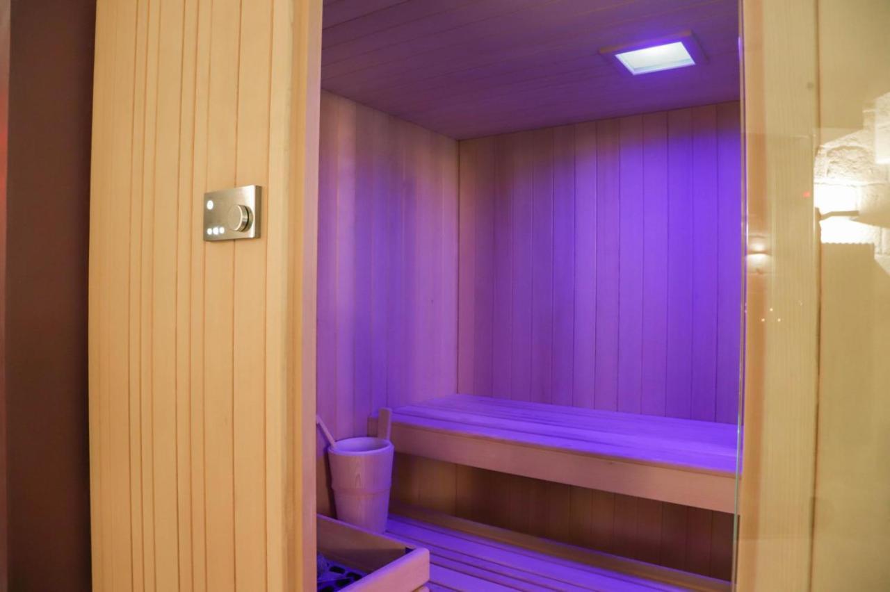 Suite & Spa Via Veneto Monopoli Exterior photo